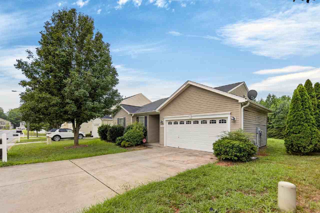 2325 Waverly Crossing Rd - Photo 2 of 29