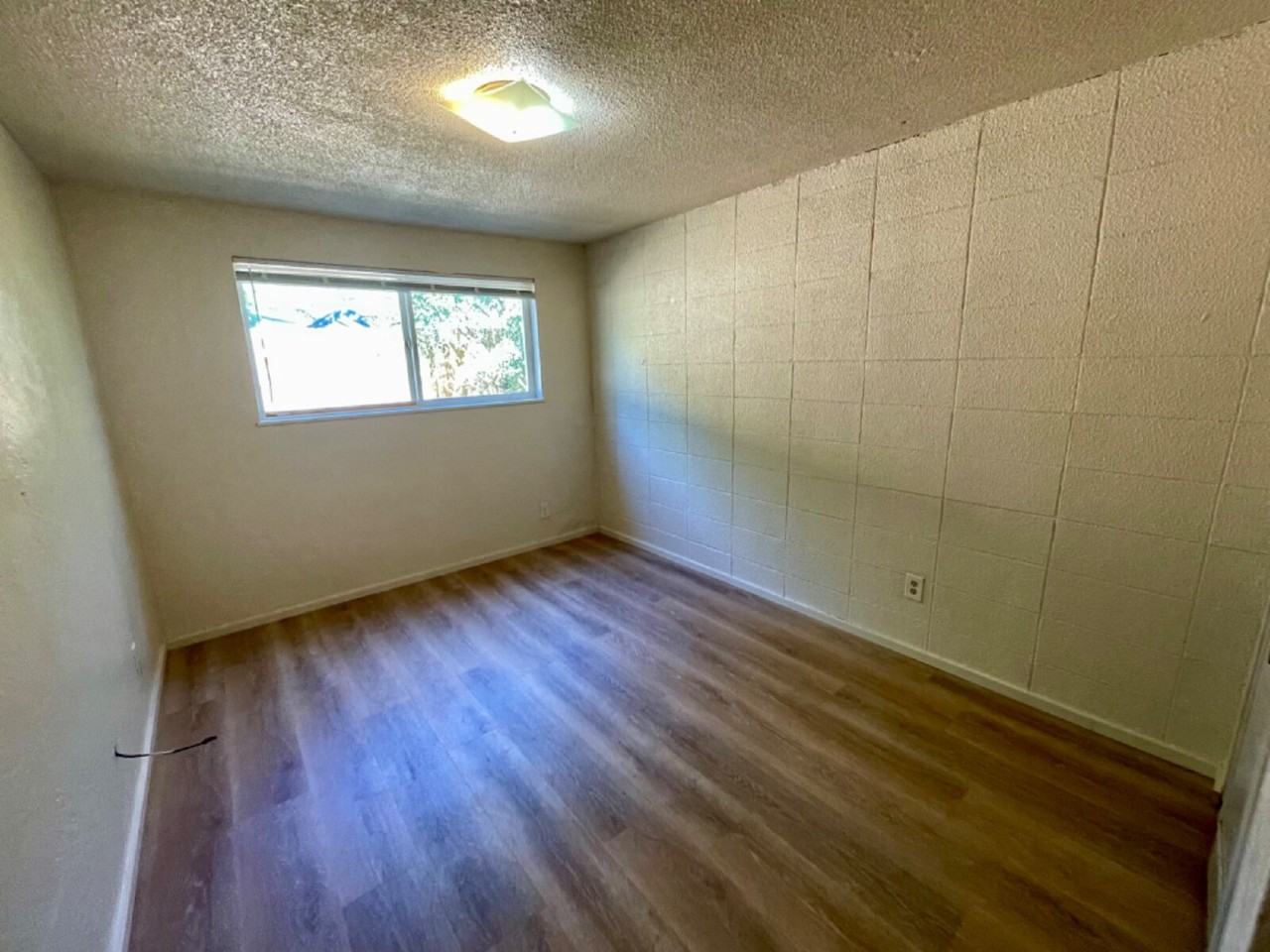 555 Tyler St #19 - Photo 6 of 8