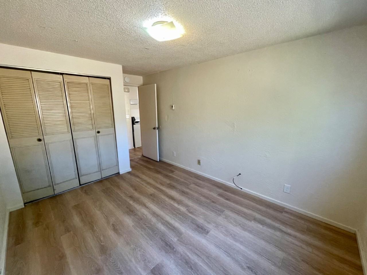 555 Tyler St #19 - Photo 7 of 8