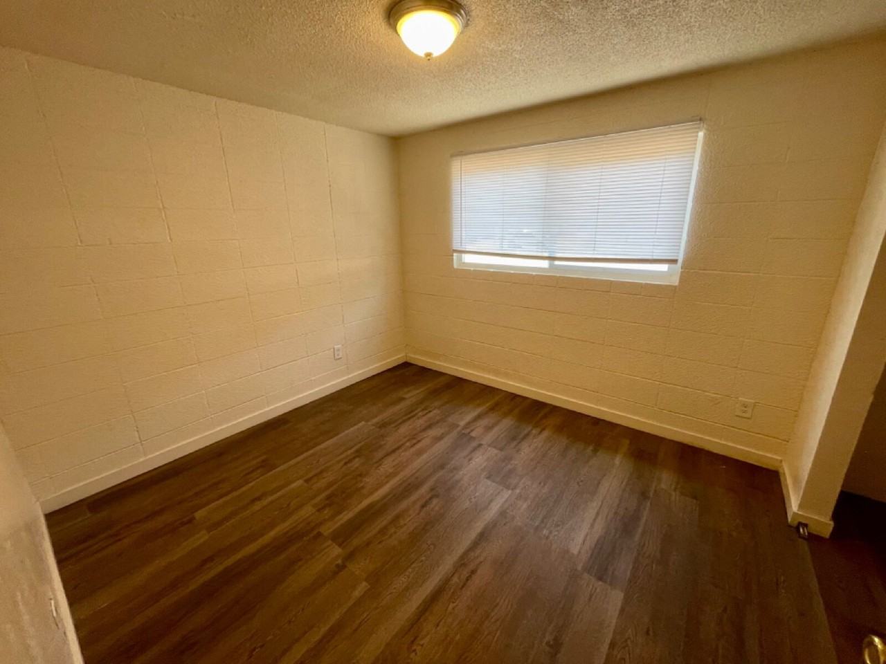 555 Tyler St #21 - Photo 6 of 8