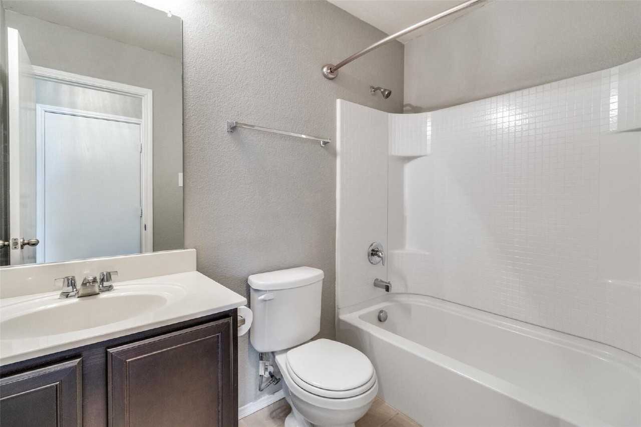 1434 S Raven Dr - Photo 6 of 25