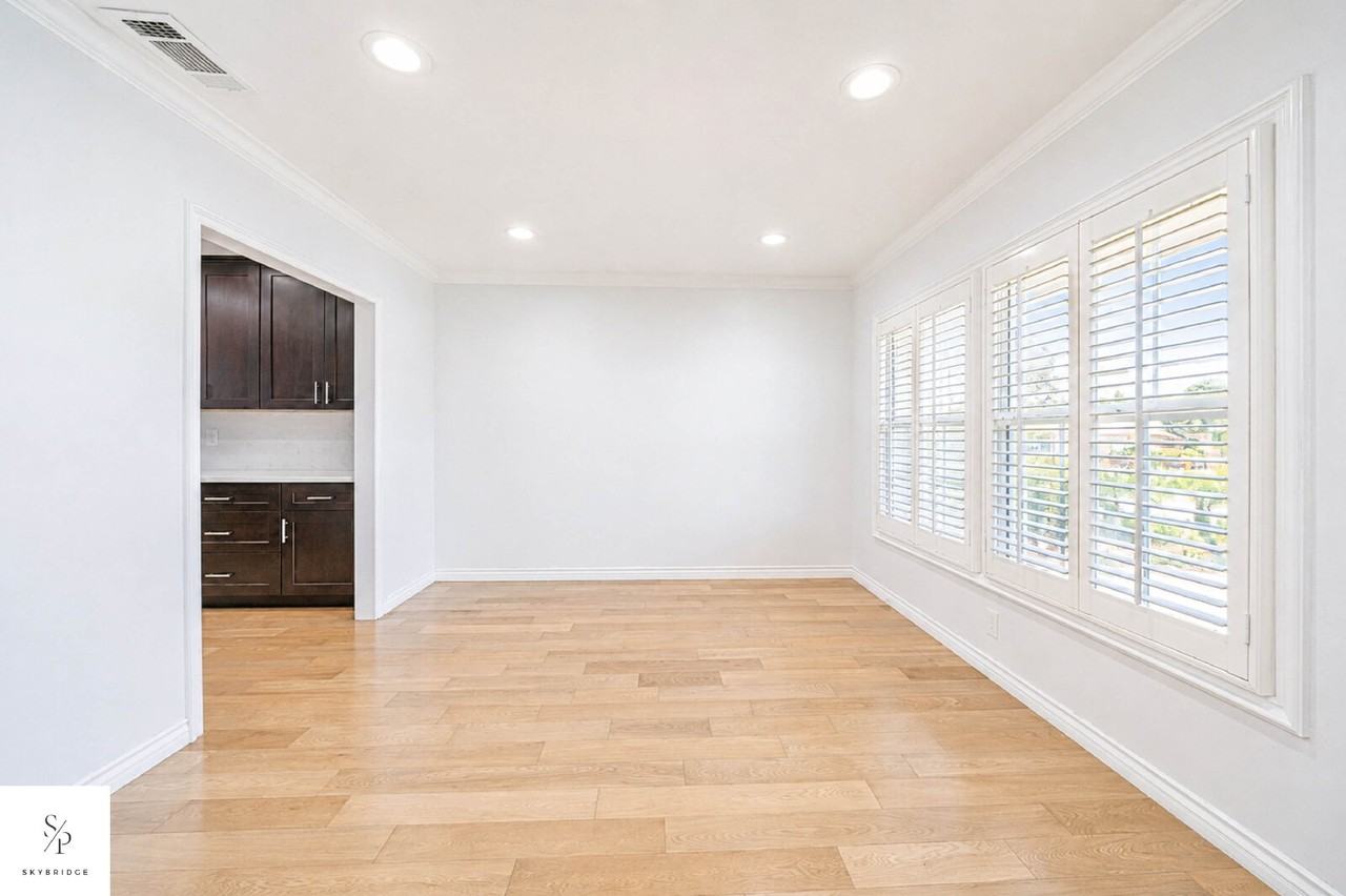 4854 Halkett Ave - Photo 2 of 21