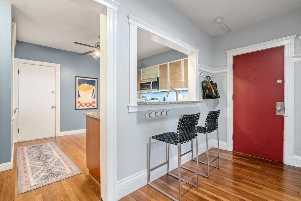 80 Florida St #4 - Photo 3 of 15