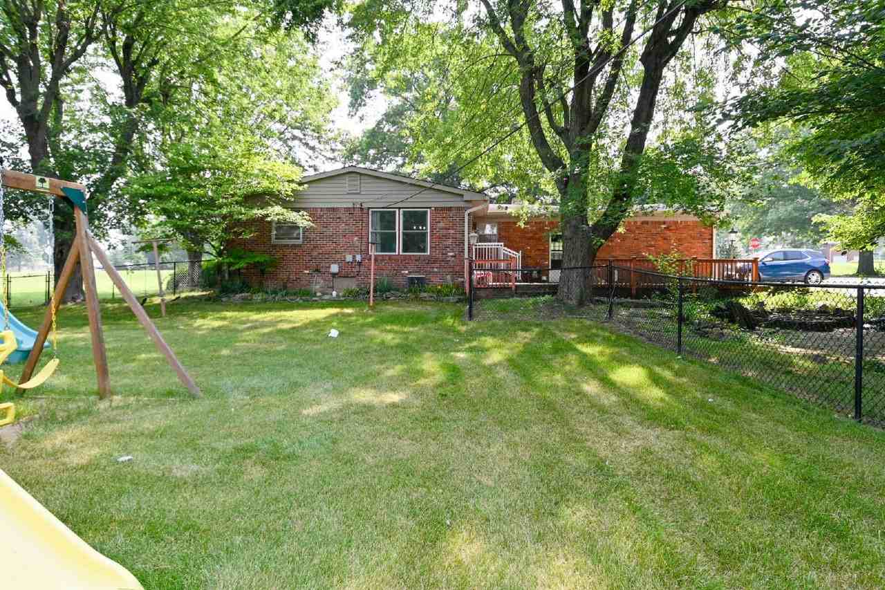7146 S Meridian St - Photo 3 of 50