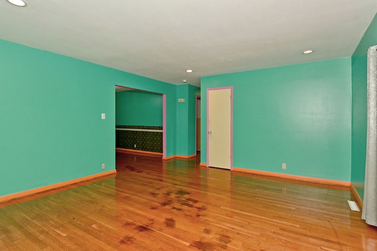 7146 S Meridian St - Photo 6 of 50