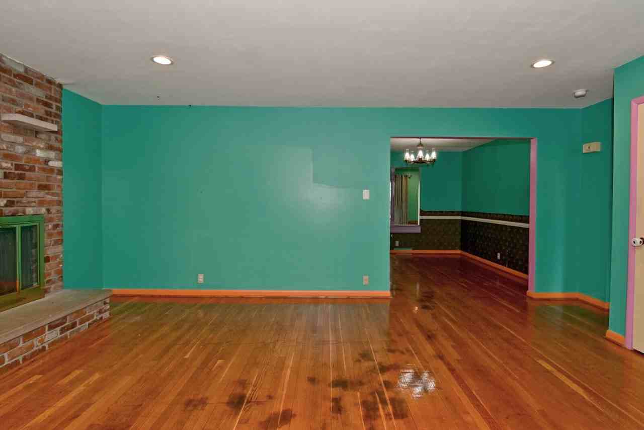7146 S Meridian St - Photo 7 of 50