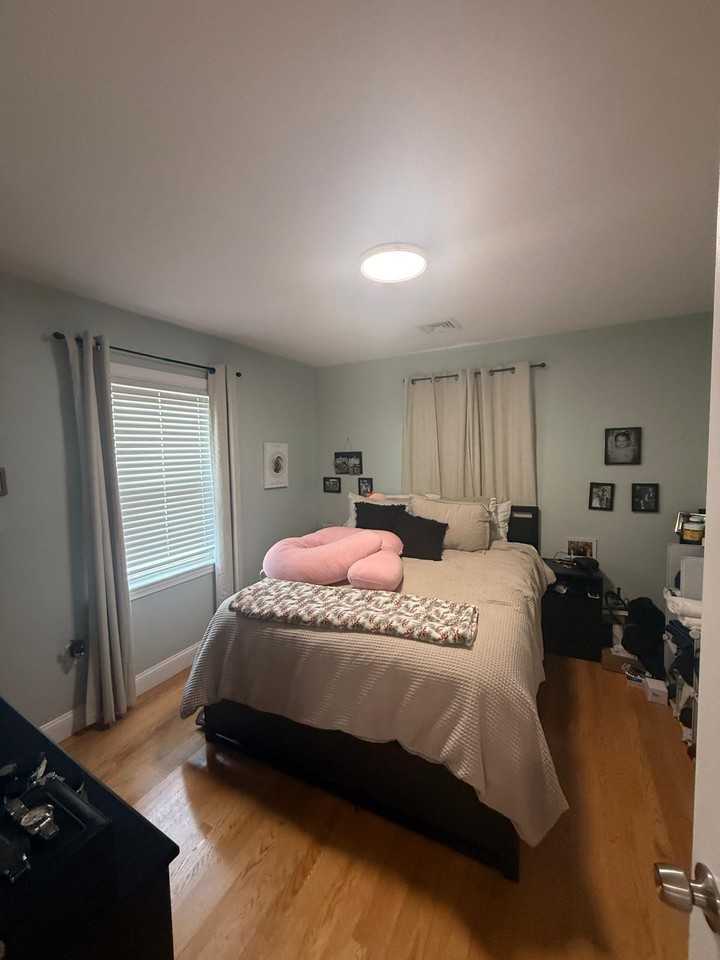 44 Ashland St - Photo 2 of 42