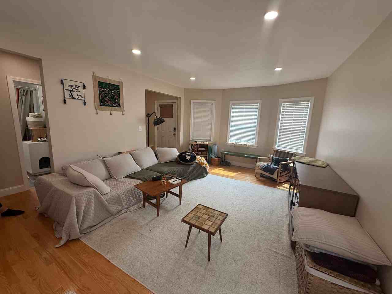 42 Ashland St - Photo 2 of 19