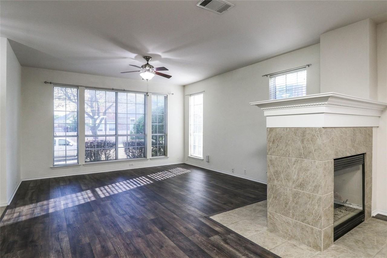 11232 Chaucer Dr - Photo 5 of 23
