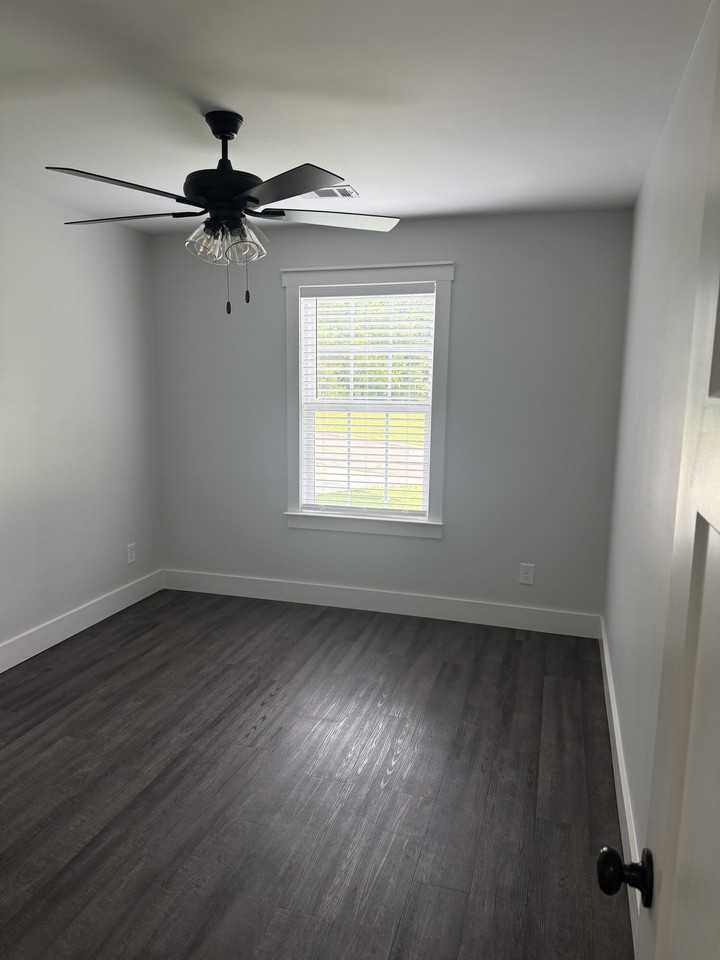 209 Mcvey Trl #NA - Photo 7 of 11