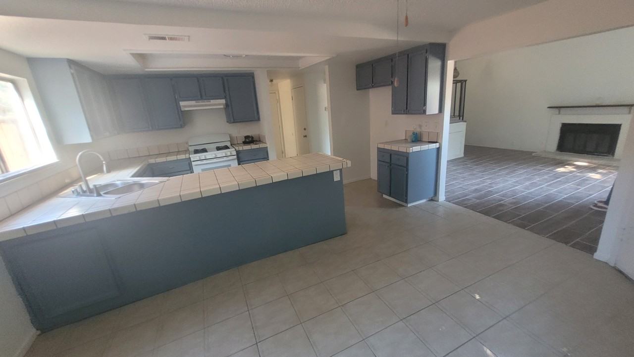 5727 Lorraine Ave #NA - Photo 4 of 15