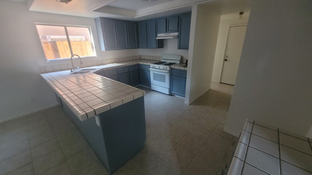 5727 Lorraine Ave #NA - Photo 6 of 15