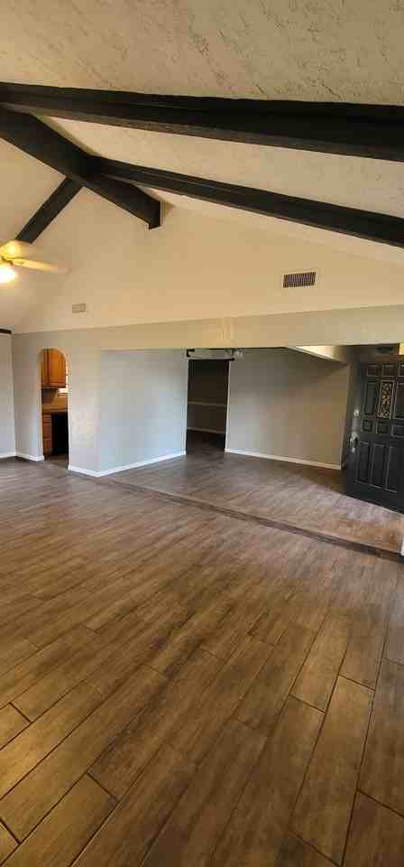 1729 Meadowcliff Dr #NA - Photo 2 of 9