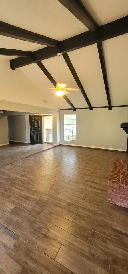 1729 Meadowcliff Dr #NA - Photo 7 of 9
