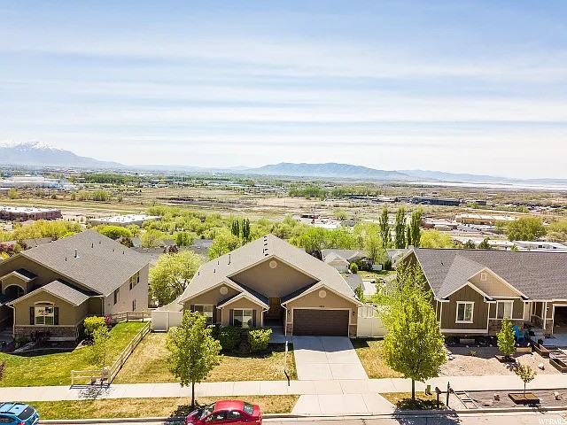 2304 S Alaska Ave #NA - Photo 4 of 28