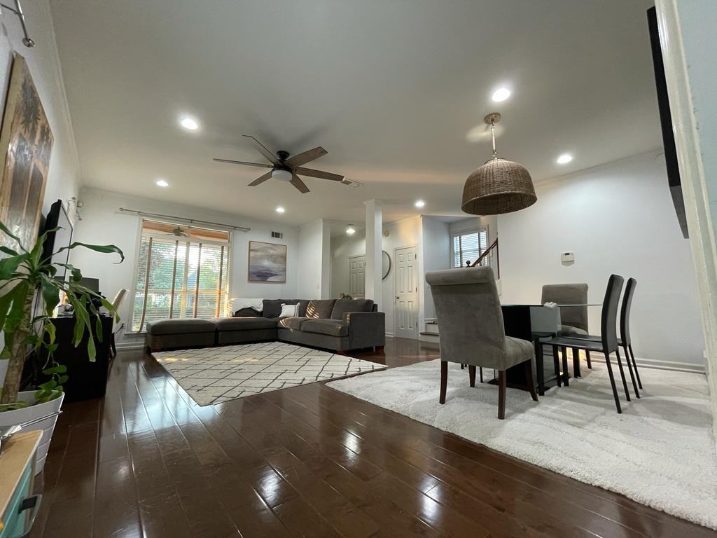 1054 Island Pl E #NA - Photo 4 of 16