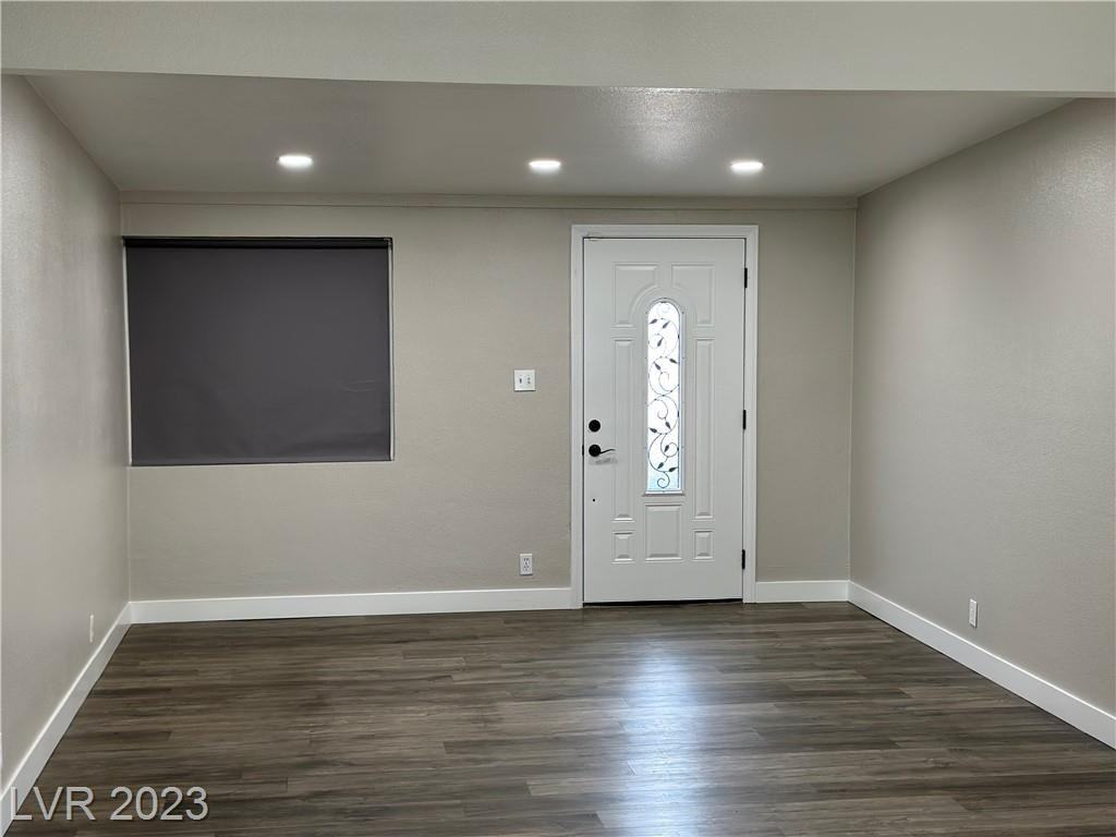 2753 Talbot St #NA - Photo 6 of 43