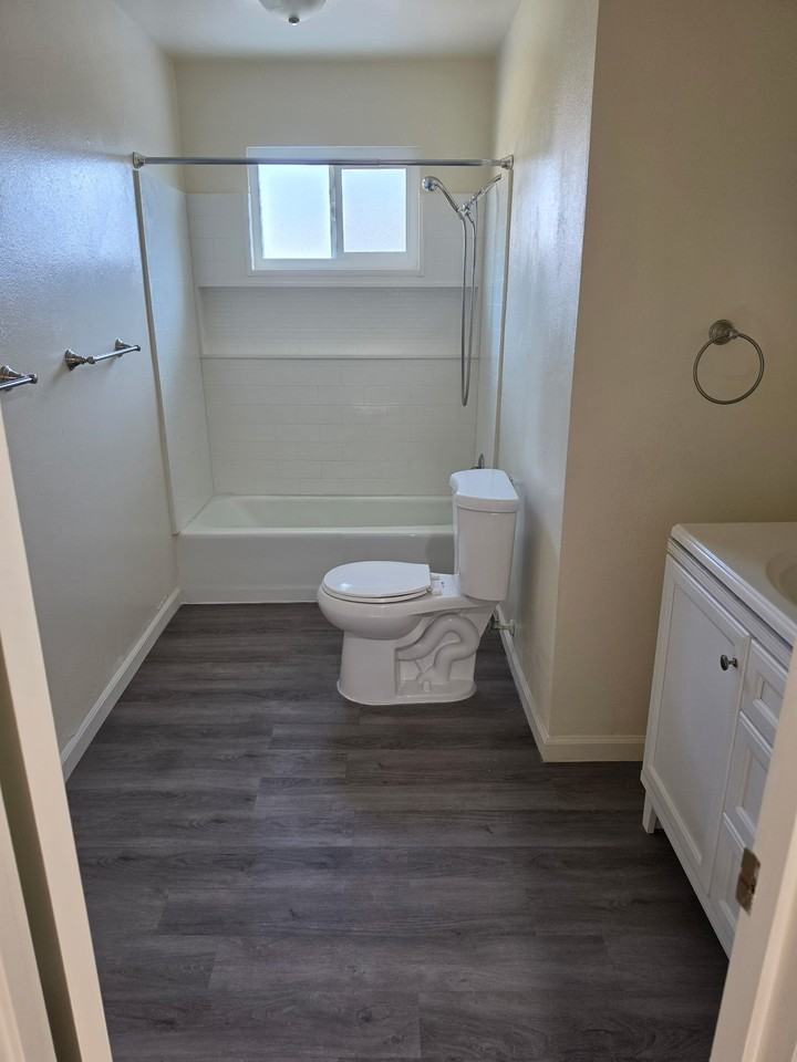 1005 W Cambridge Ave #NA - Photo 4 of 35
