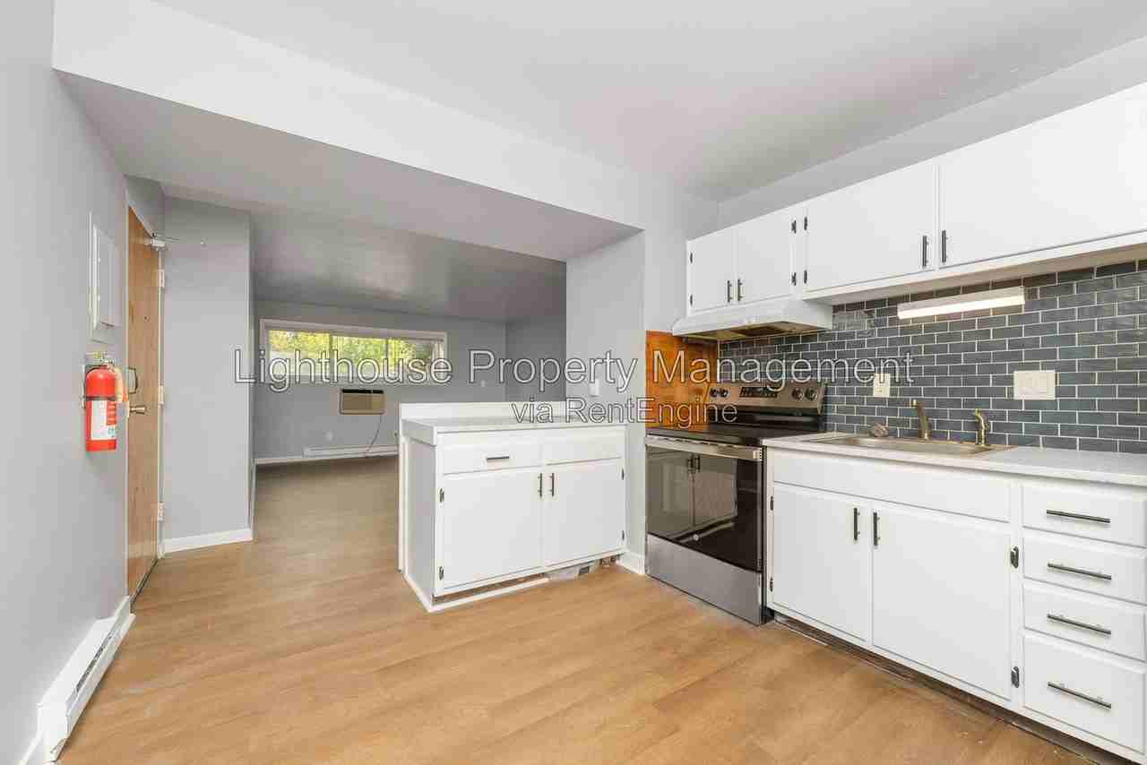 1832 Winton Ave #202 - Photo 2 of 14