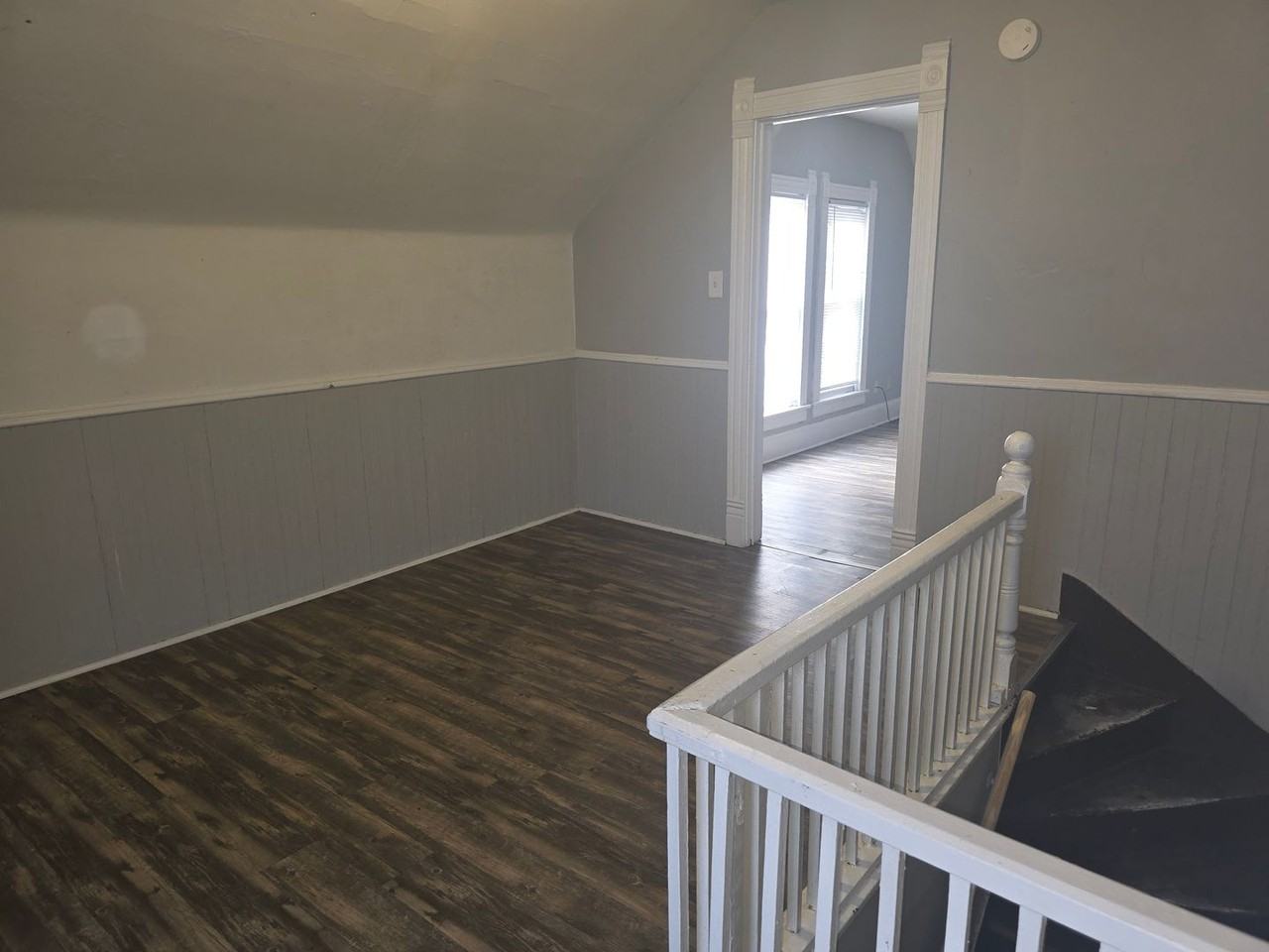 1221 Ford St - Photo 7 of 12