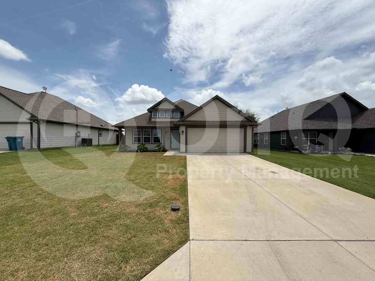 305 Sunnyside Dr - Photo 5 of 7