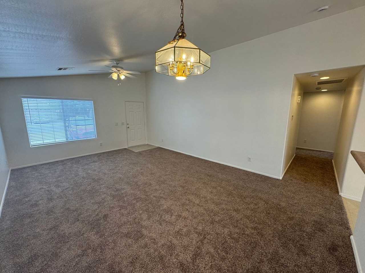 1225 W Darrel Rd - Photo 3 of 33