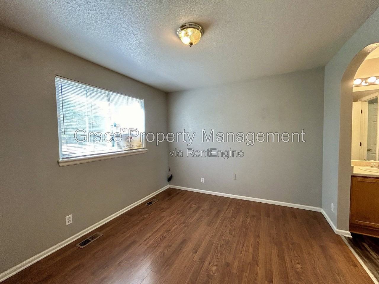 424 W 91st Cir - Photo 7 of 18