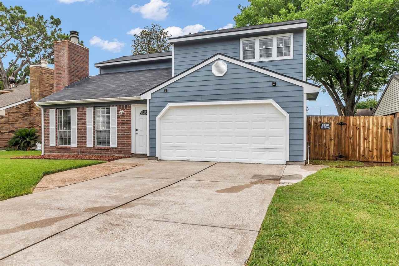 15830 Pipers View Dr - Photo 3 of 26