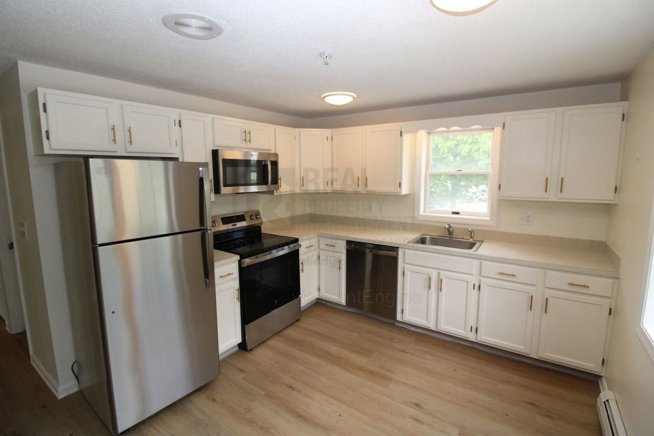 770 Central Ave #7 - Photo 3 of 18