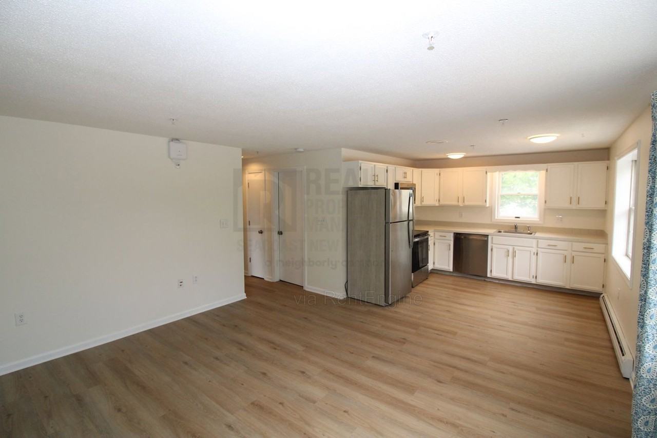 770 Central Ave #7 - Photo 5 of 18