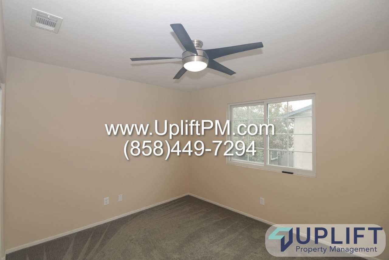 2041 Sweetwater Rd #A - Photo 2 of 38