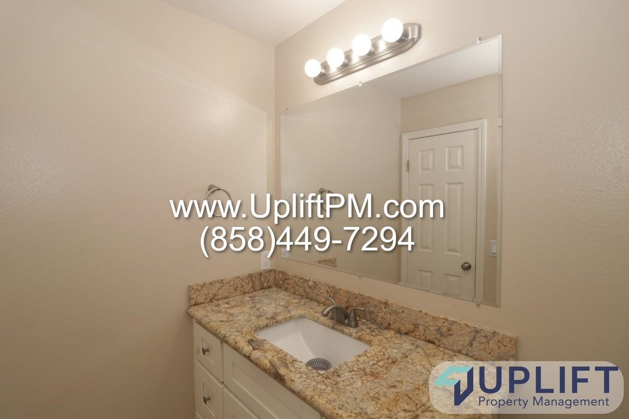 2041 Sweetwater Rd #A - Photo 6 of 38
