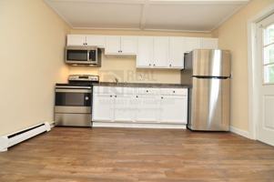featured image of 11 Hickey St #7