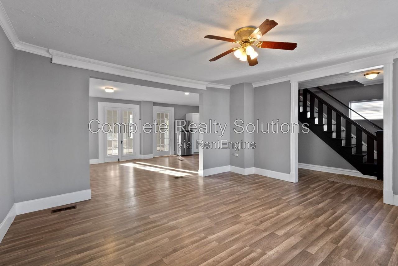 6254 Goener Ave - Photo 2 of 25