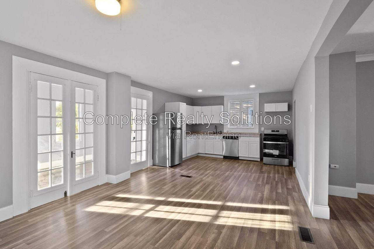 6254 Goener Ave - Photo 3 of 25