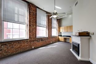 1321 1/2 E Main St #202 - Photo 1 of 1