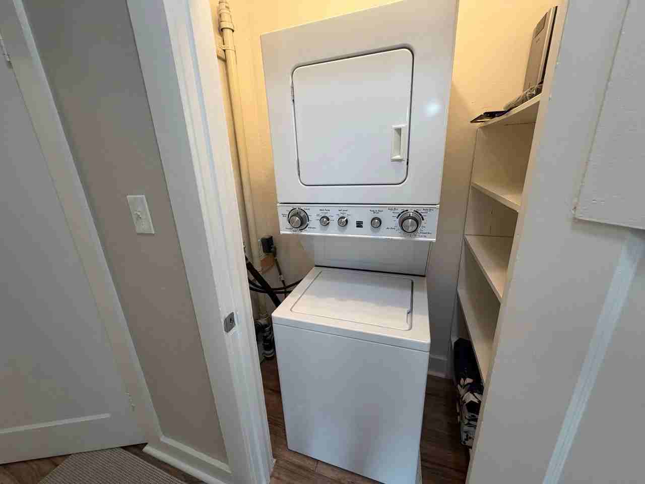 1095 Morris Ct - Photo 5 of 10