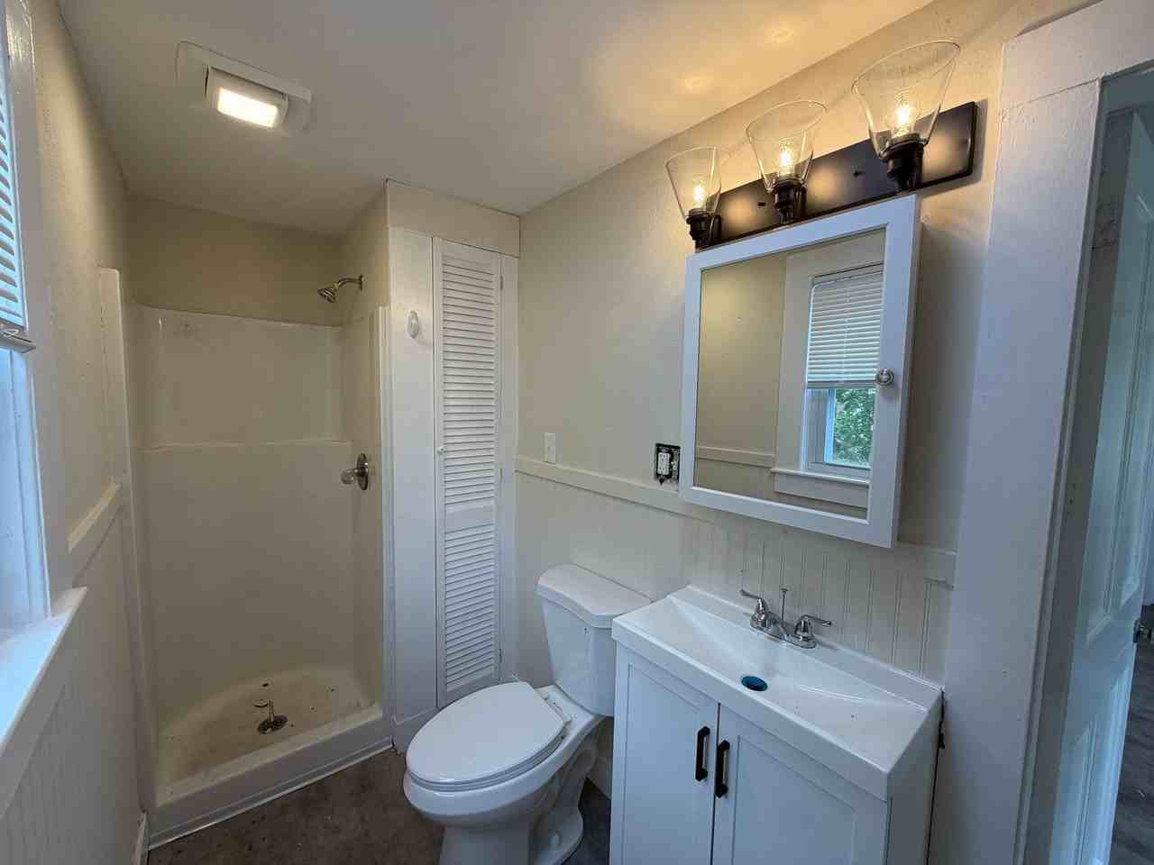 14 West St #DOWN - Photo 7 of 15