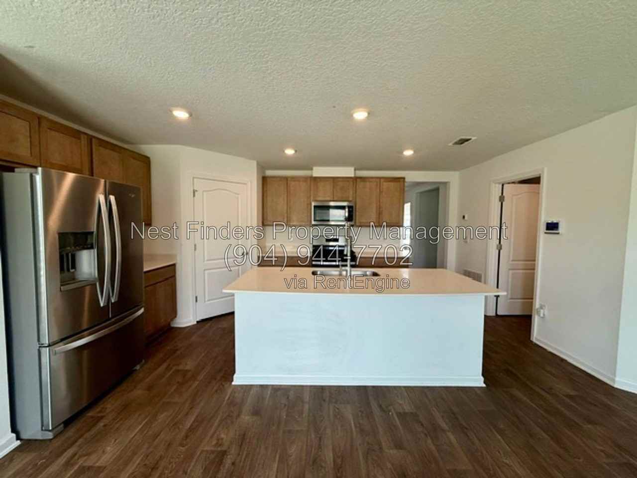 448 Orellana Rd - Photo 4 of 39