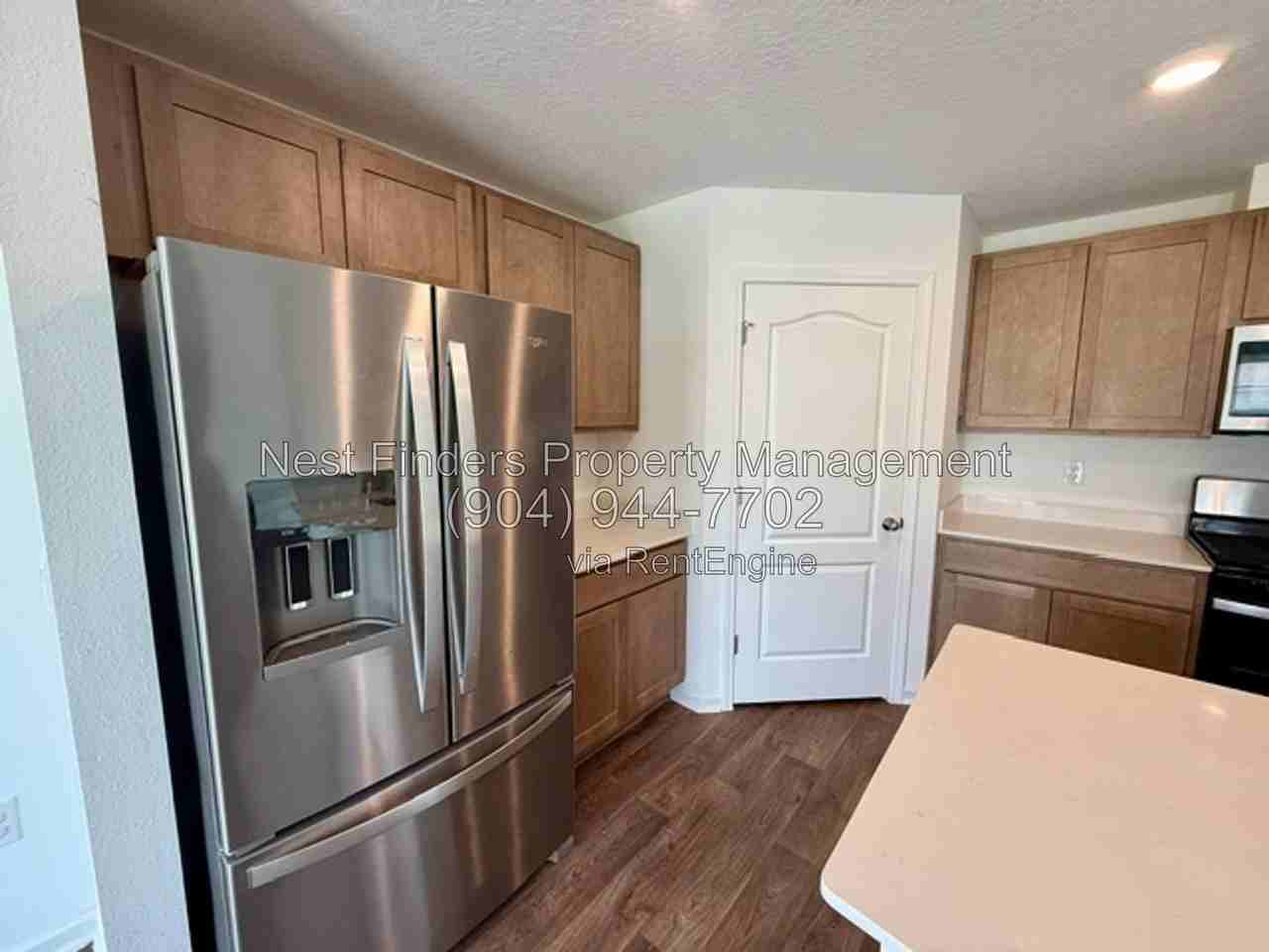448 Orellana Rd - Photo 5 of 39