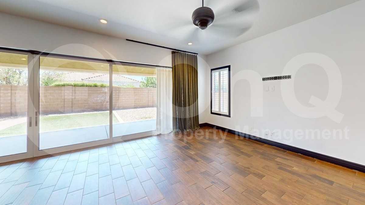 10651 E Pivitol Ave - Photo 7 of 29