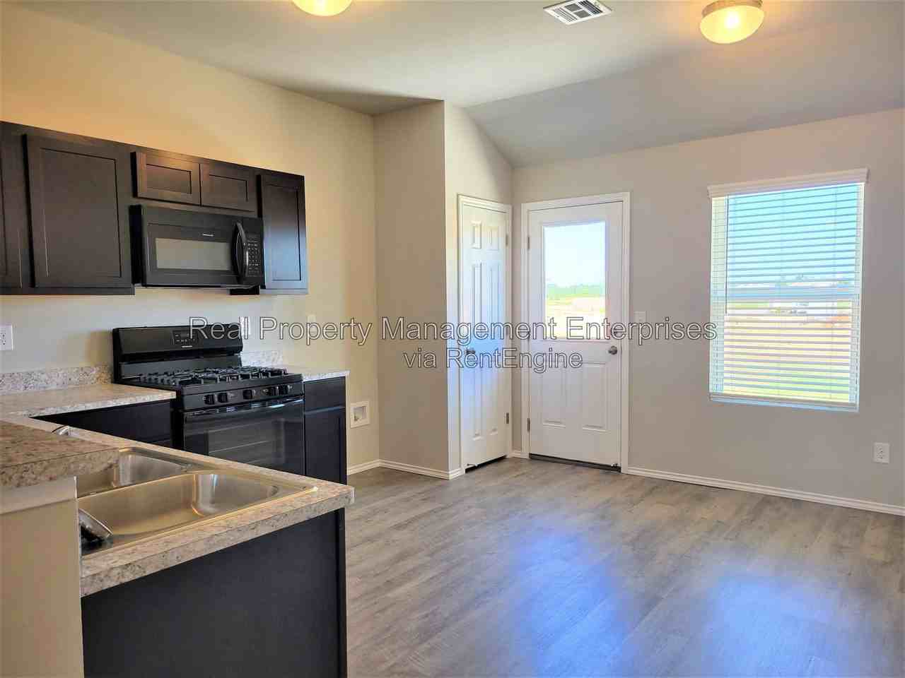 21215 Winding Brk - Photo 5 of 16