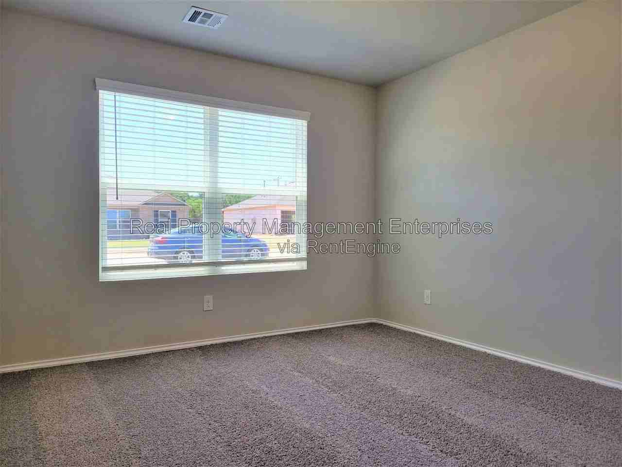 21215 Winding Brk - Photo 7 of 16