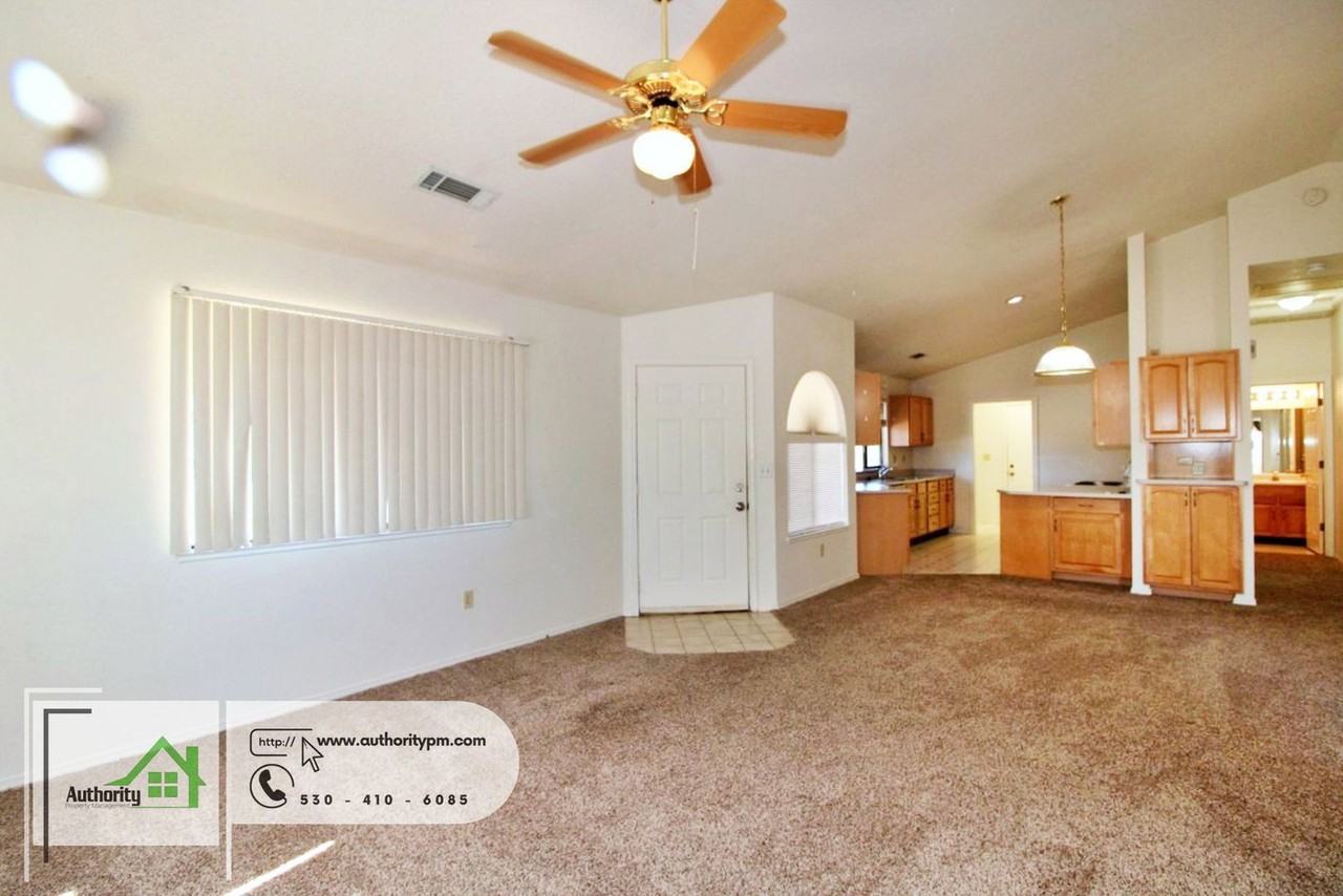 21906 Chimney Rock Dr #A - Photo 5 of 18