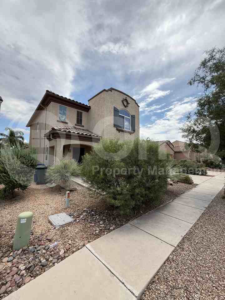 10418 E Painted Turtle Ln - Photo 2 of 50