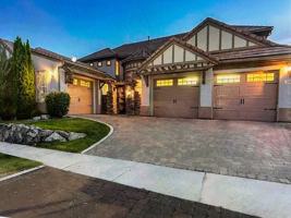 featured image of 1835 Graysburg Dr
