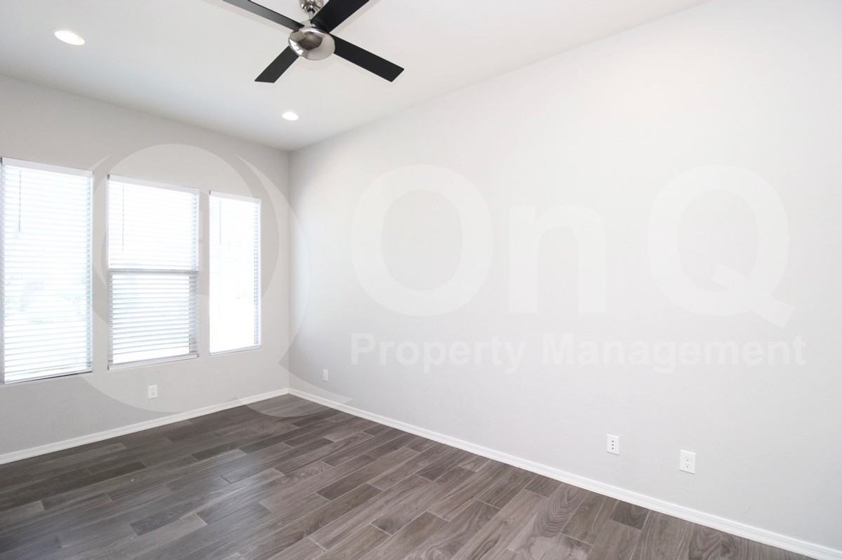 2051 E Wisteria Dr - Photo 7 of 22