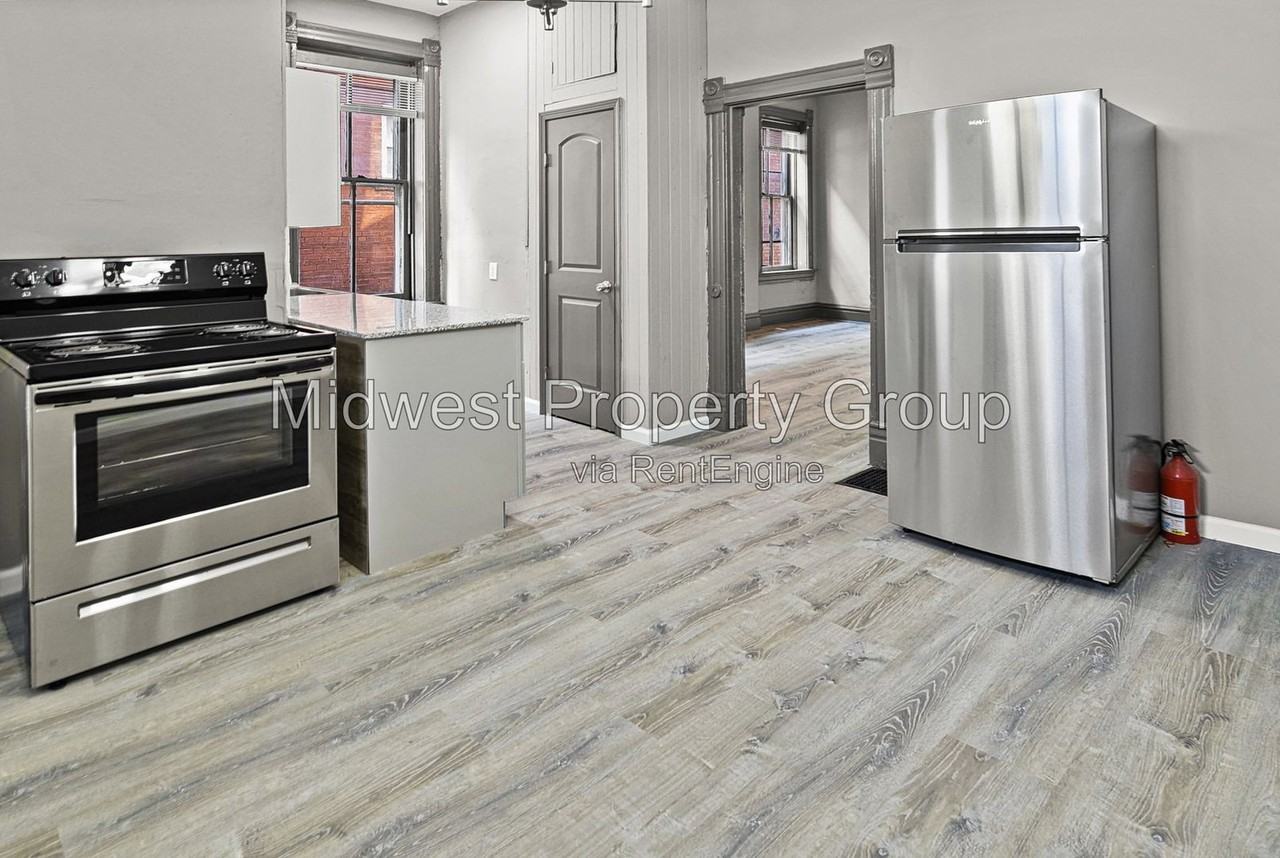 3614 Morganford Rd #1F - Photo 5 of 20