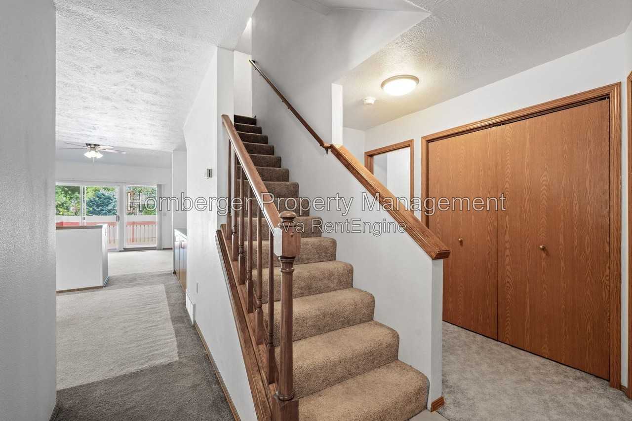 1603 E 33rd Ave #1603 - Photo 3 of 30