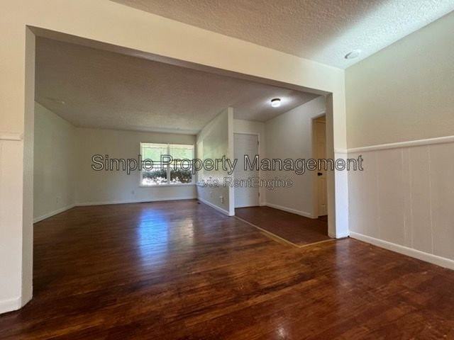 816 Willow Ln - Photo 6 of 22